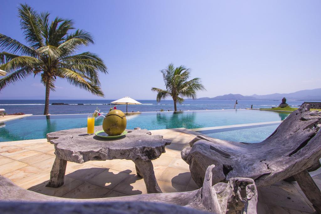Oceanfront Citakara Sari Villas Candidasa Exterior foto